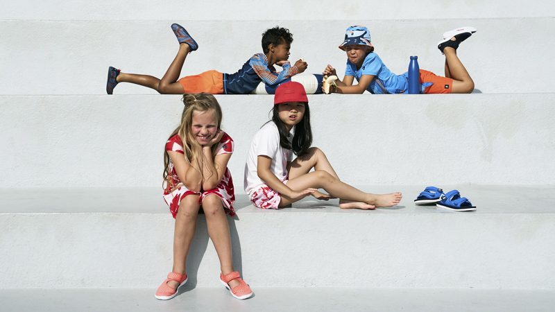 Детские купальники и пляжная одежда